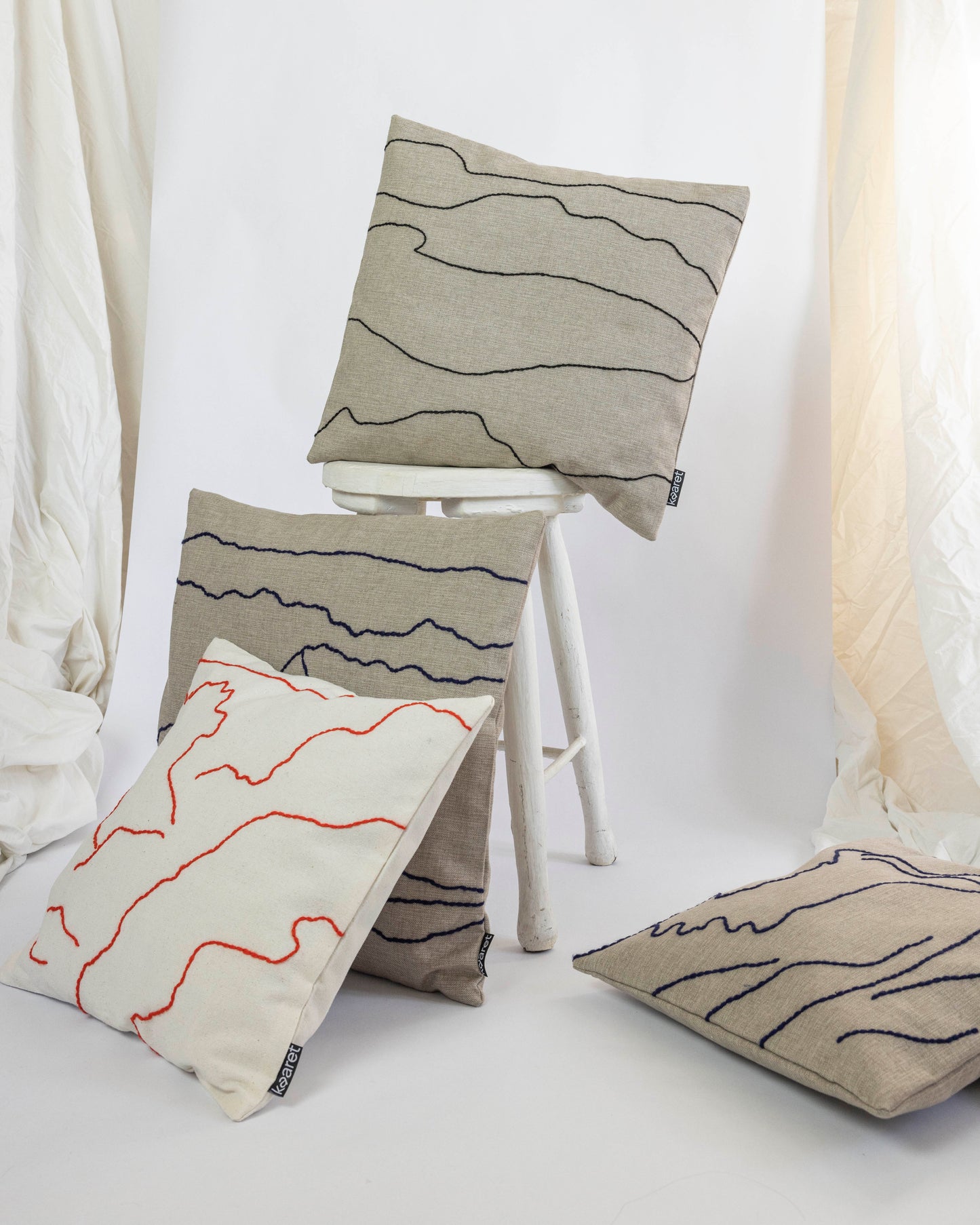 Waves – Hand-embroidered Pillowcase (more colors)
