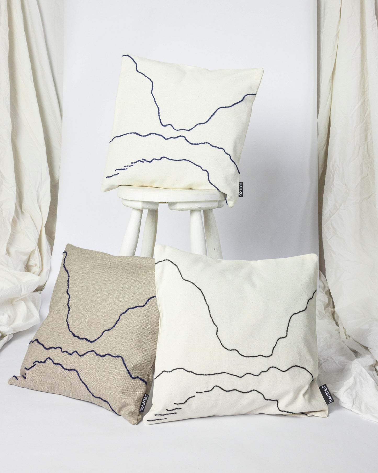 Lake – Hand-embroidered Pillowcase (more colors)