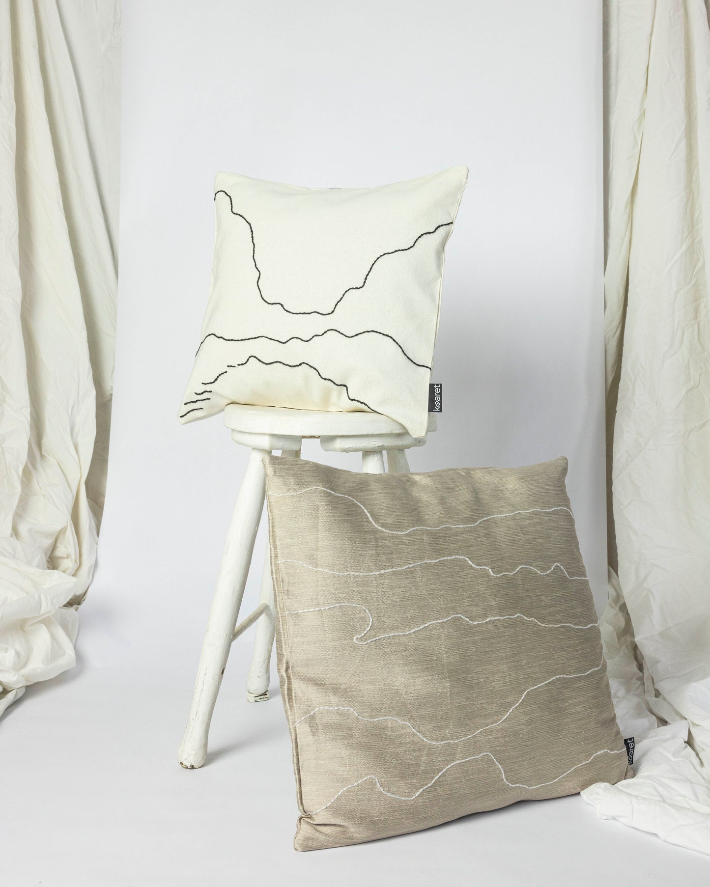 Lake – Hand-embroidered Pillowcase (more colors)