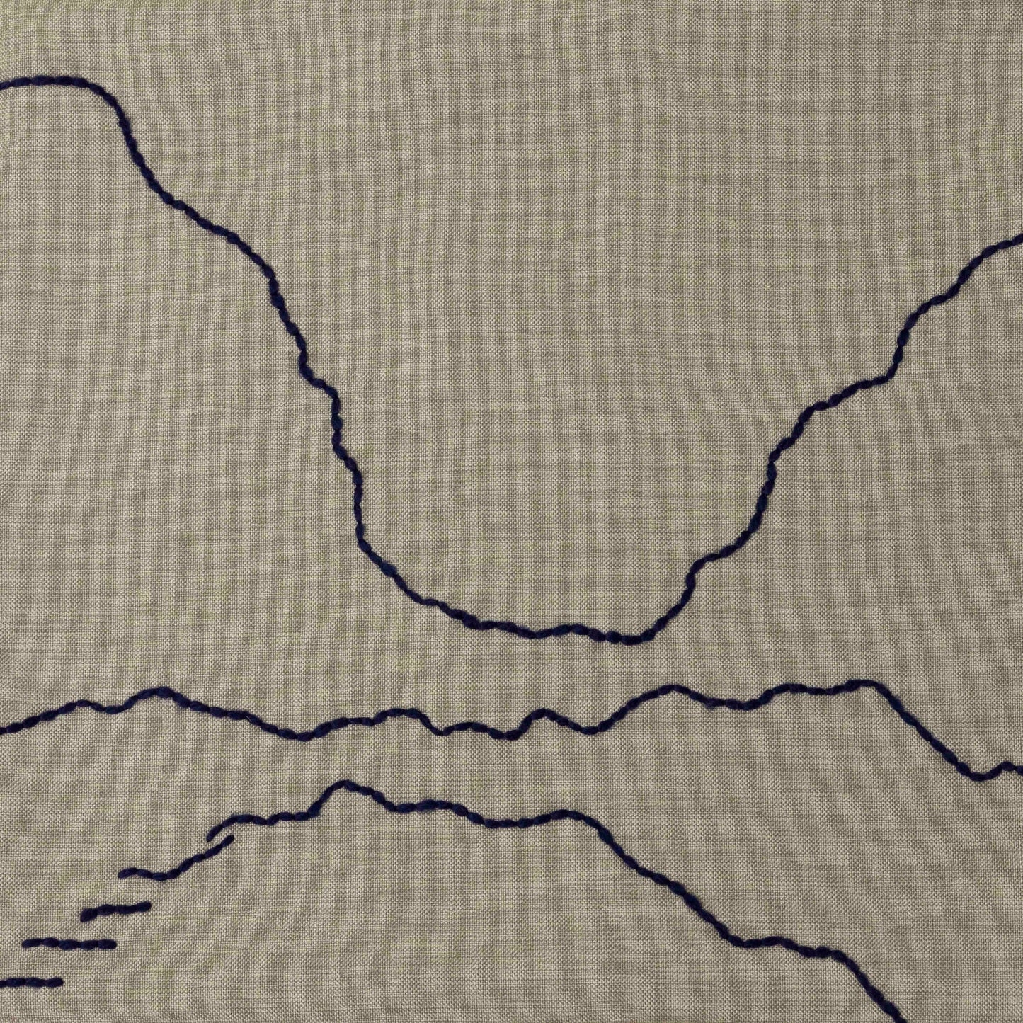 Lake – Hand-embroidered Pillowcase (more colors)