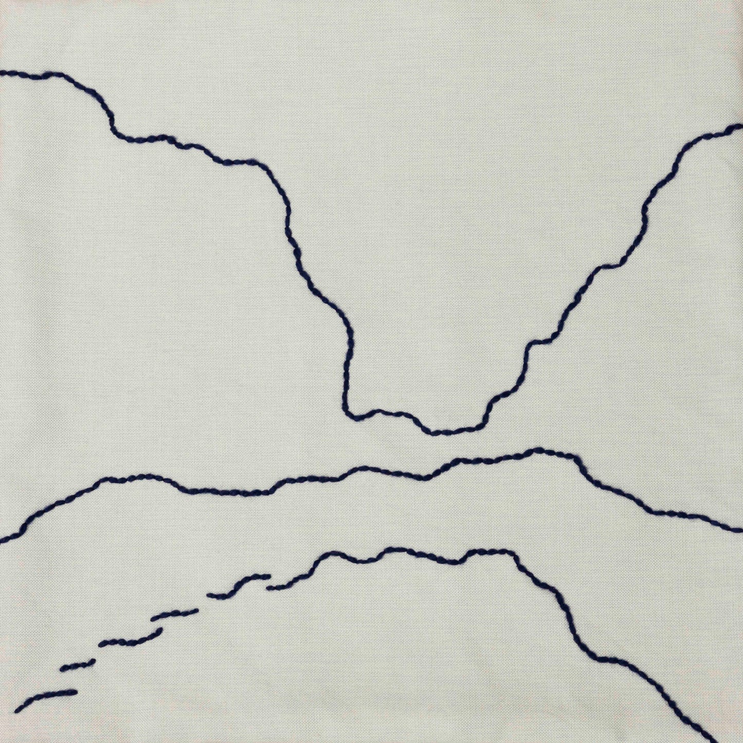 Lake – Hand-embroidered Pillowcase (more colors)