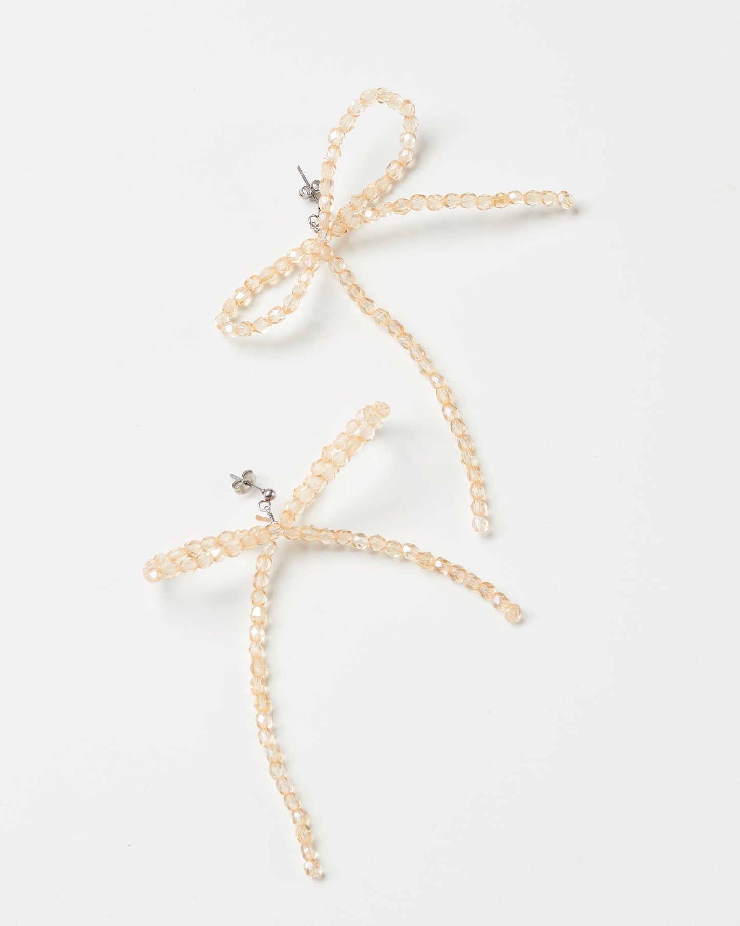 Bow earrings