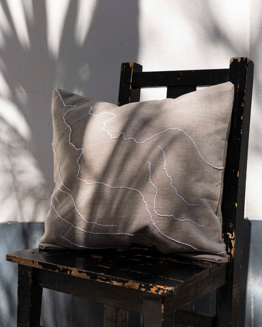 Coast – Hand-embroidered Pillowcase (more colors)